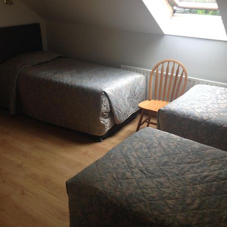 Carragh House Bed and Breakfast Castlebar Exteriör bild
